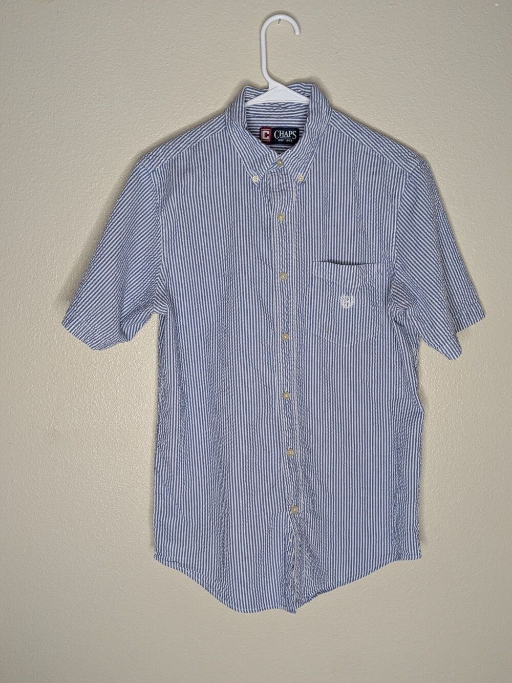 Chaps Men’s S Seersucker Shirt Blue White Stripe Short Sleeve Button Down Preppy